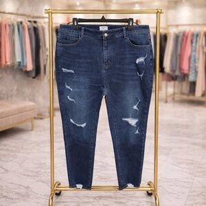 White Birch Distressed Skinny Jeans Dark Wash Raw Hem Size 3X NWOT